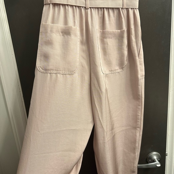 High-waisted cropped Express dress pants - Picture 3 of 4